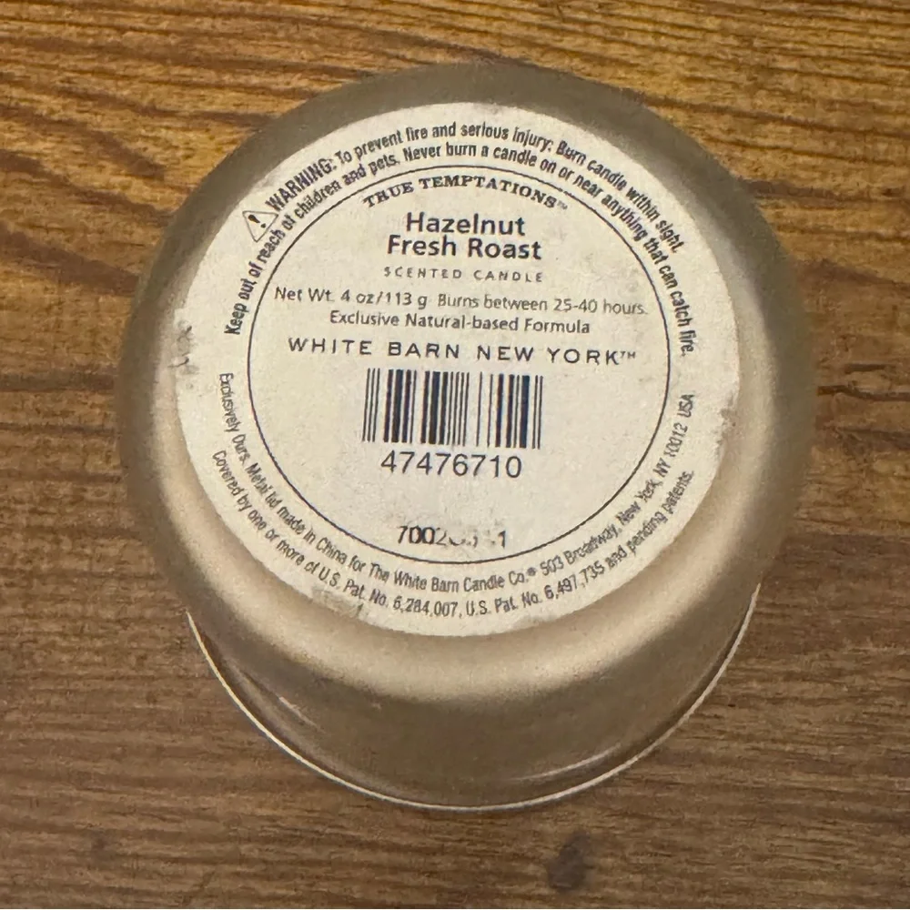 White Barn True Temptations Hazelnut Fresh Roast Candle 4 oz – Discontinued - Picture 5 of 9